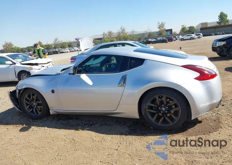 2019 Nissan 370Z z USA, uszkodzony, nr VIN JN1AZ4EHXKM422081
